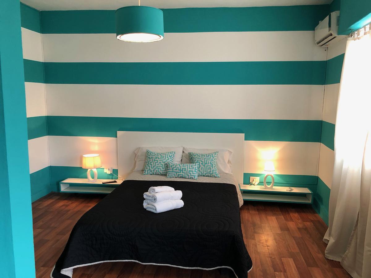 Defensa 821 Bed And Breakfast Buenos Aires Esterno foto